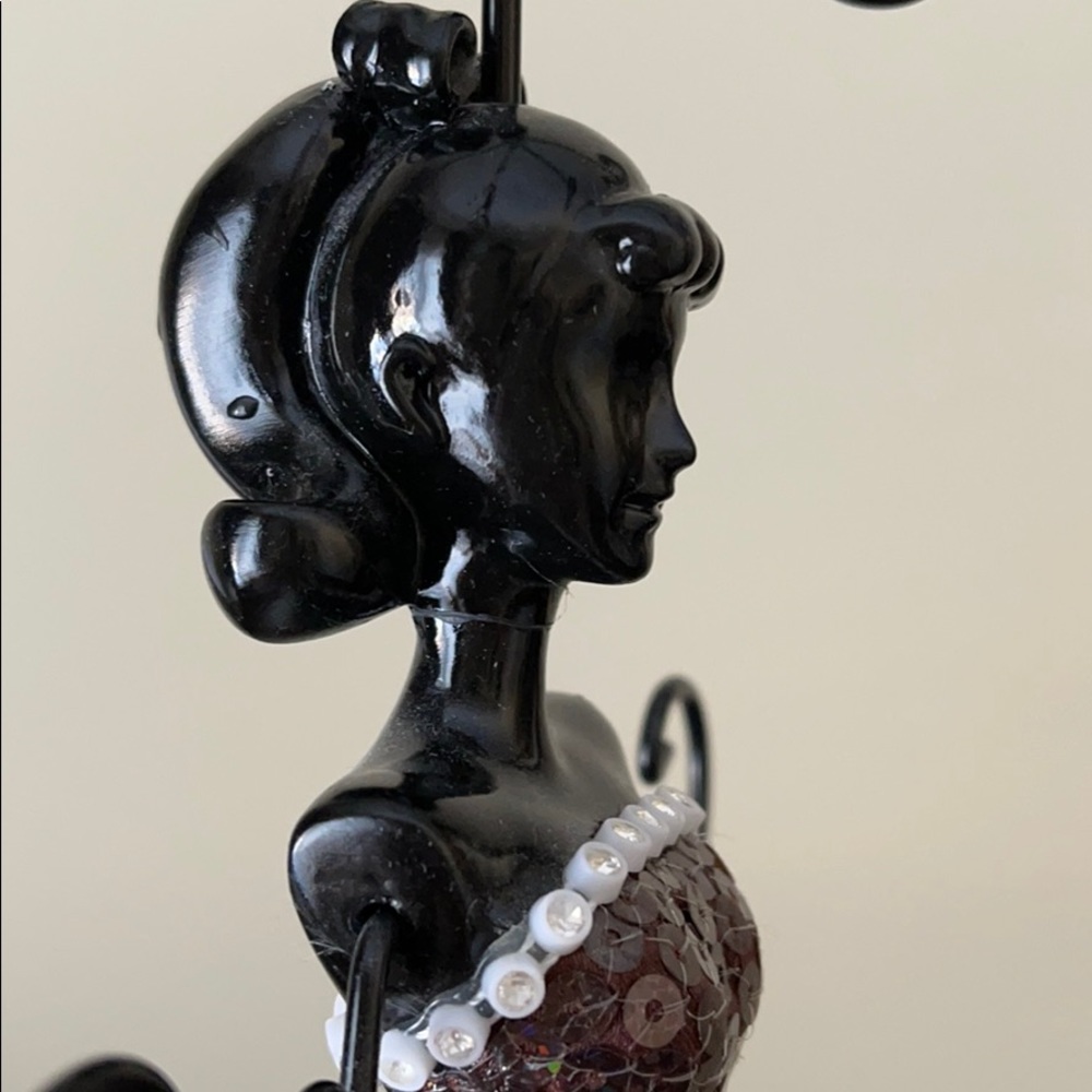 3/$25 ballerina jewelry stand - Picture 7 of 7